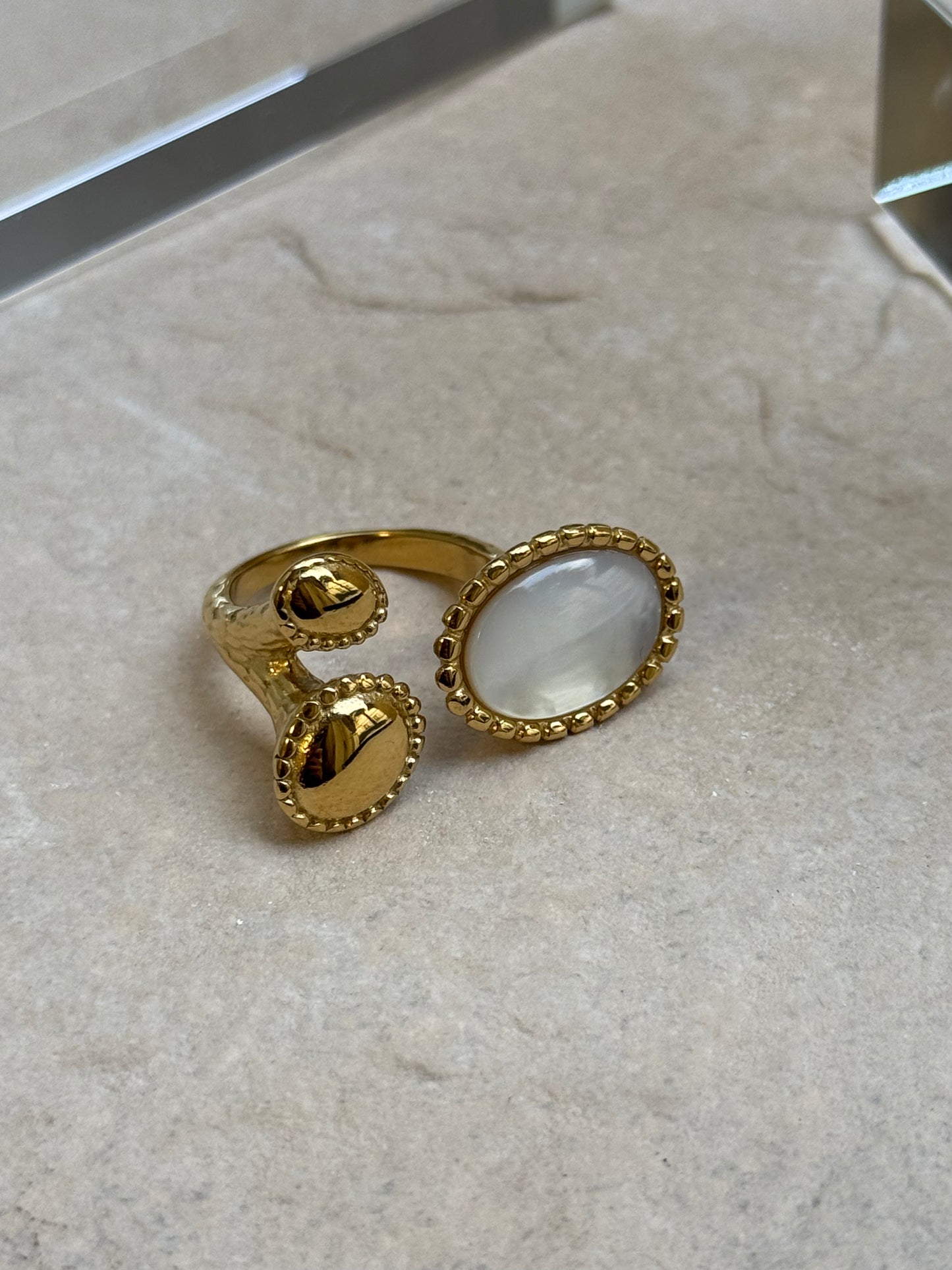 BAGUE COMILLAS