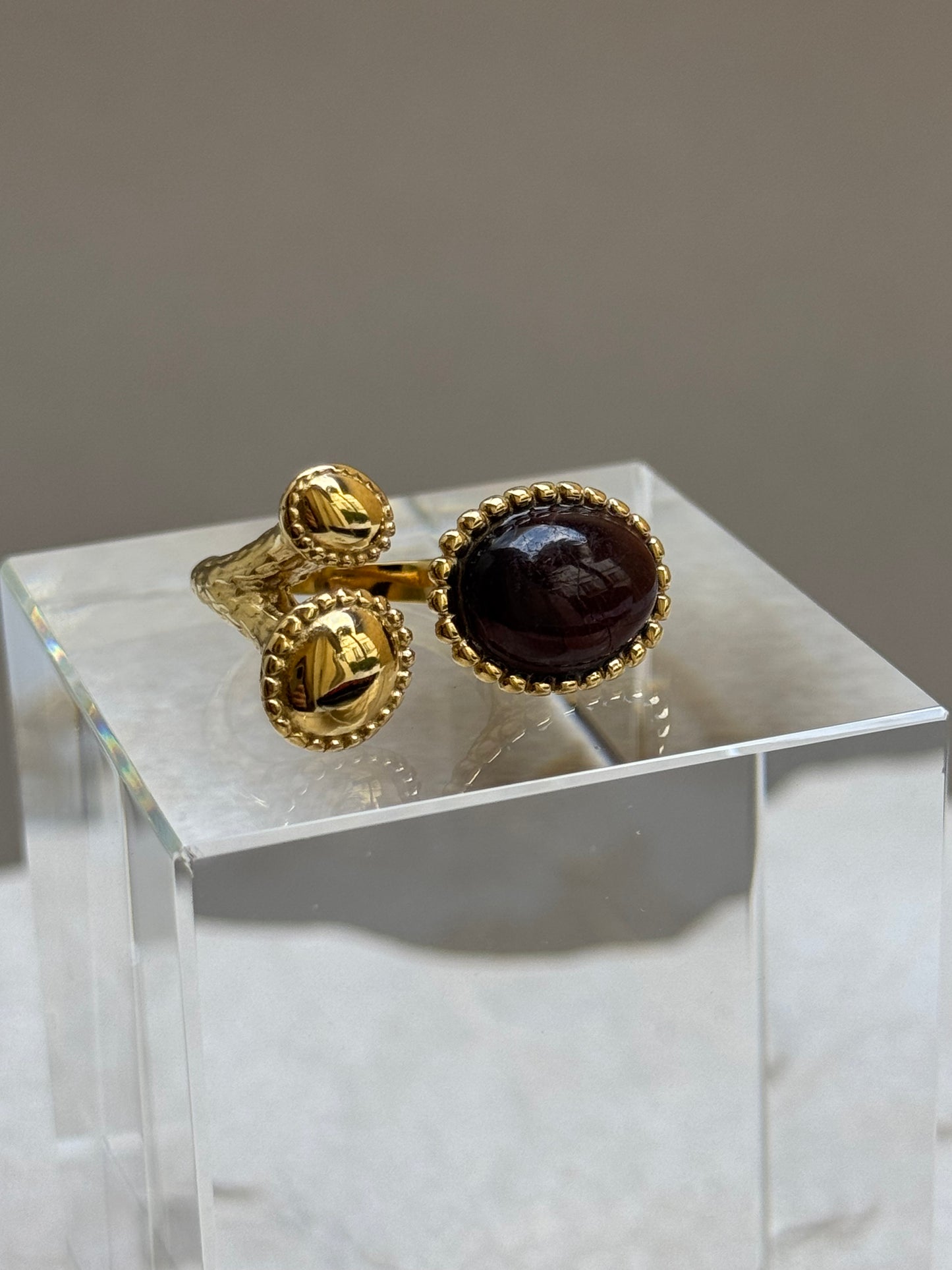 BAGUE COMILLAS