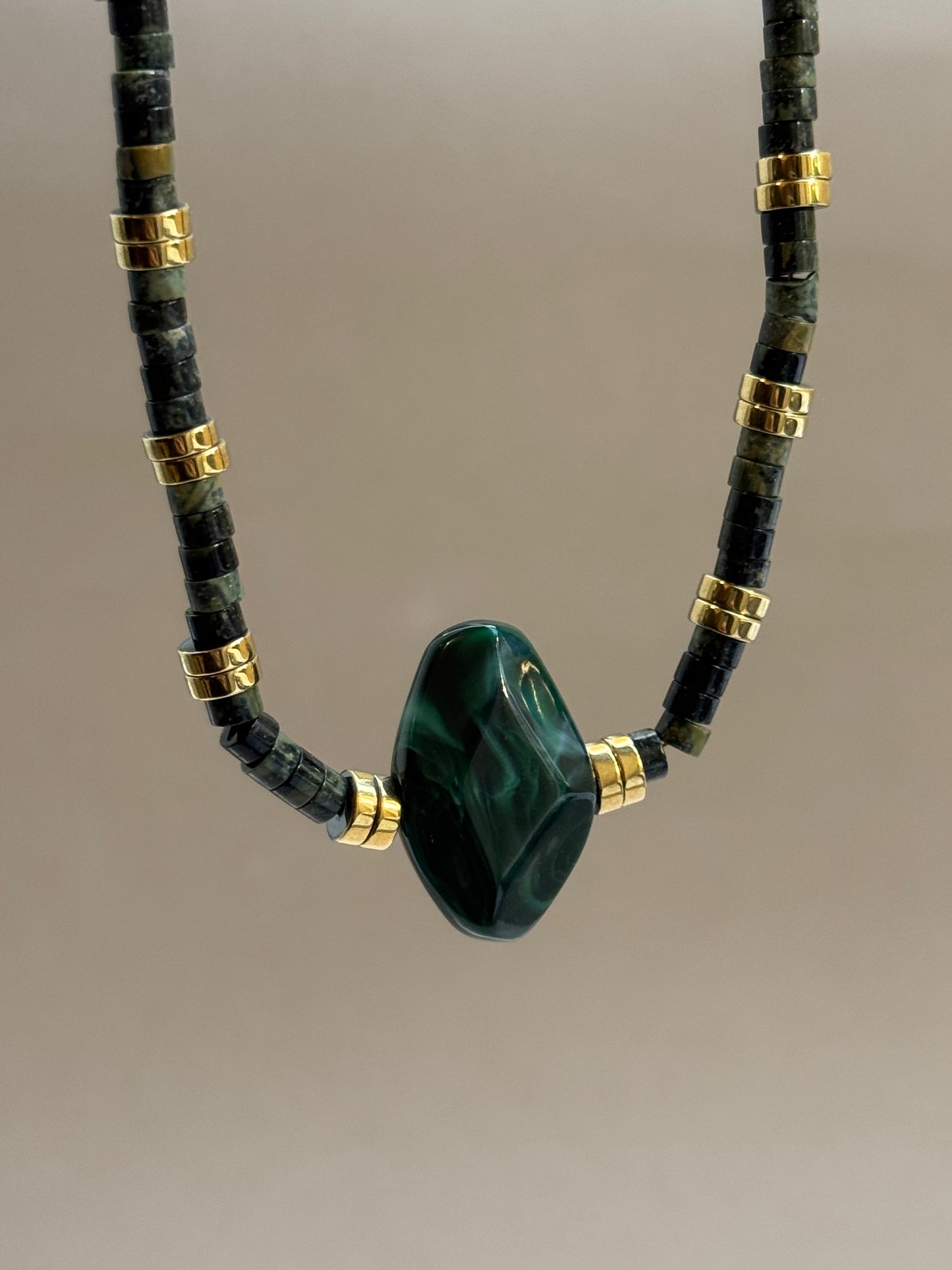 COLLIER TORALLA