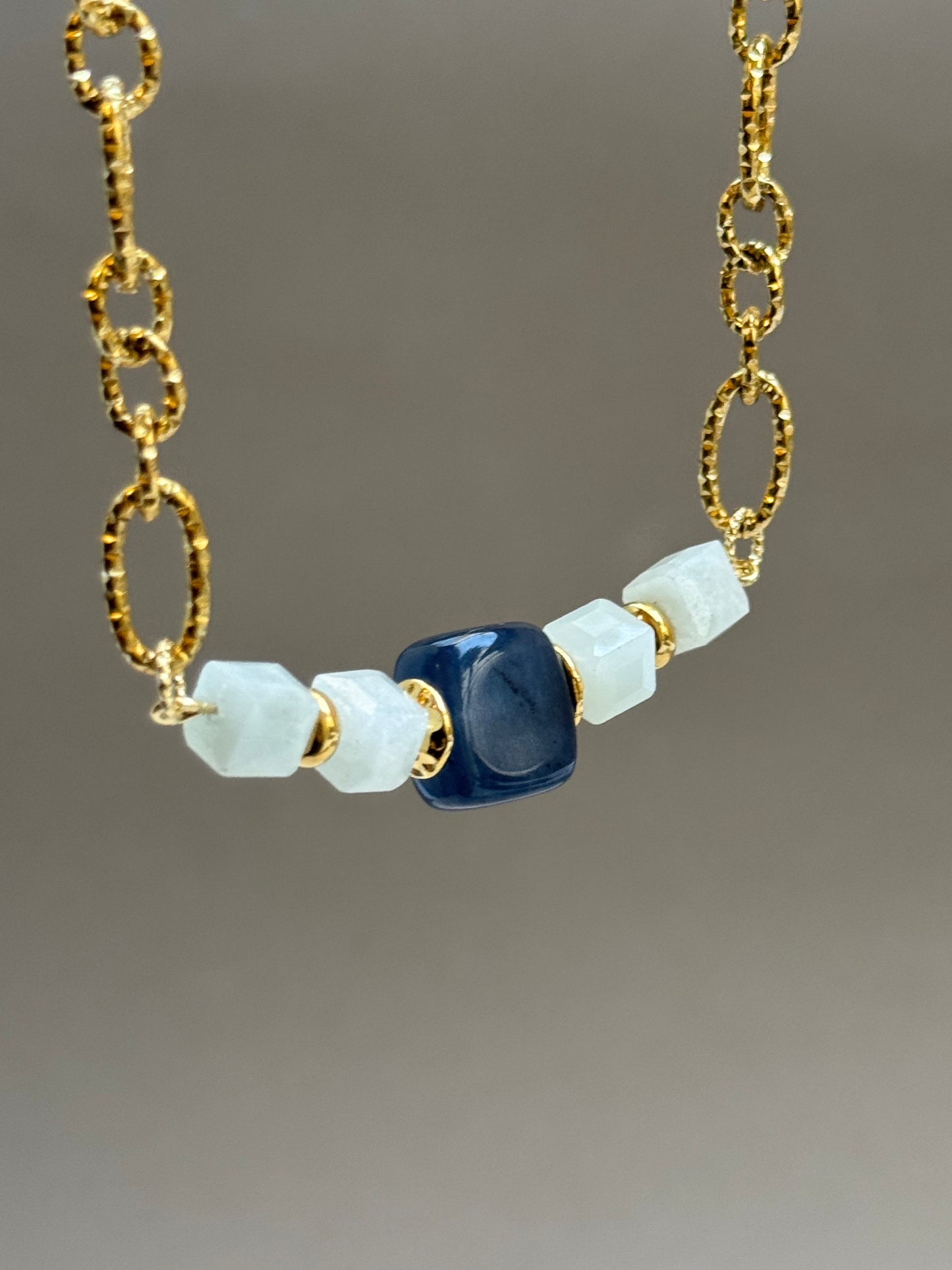 COLLIER BETANZOS