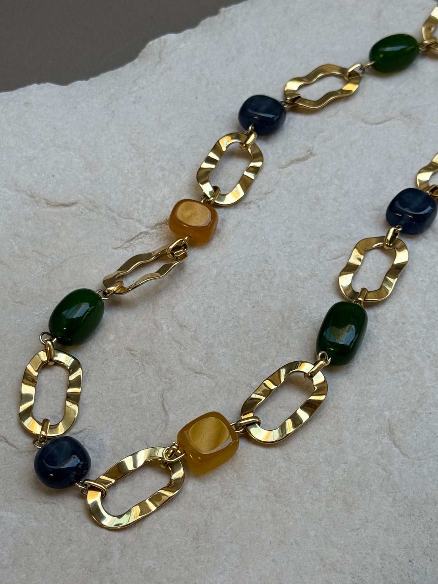 COLLIER HERVAS