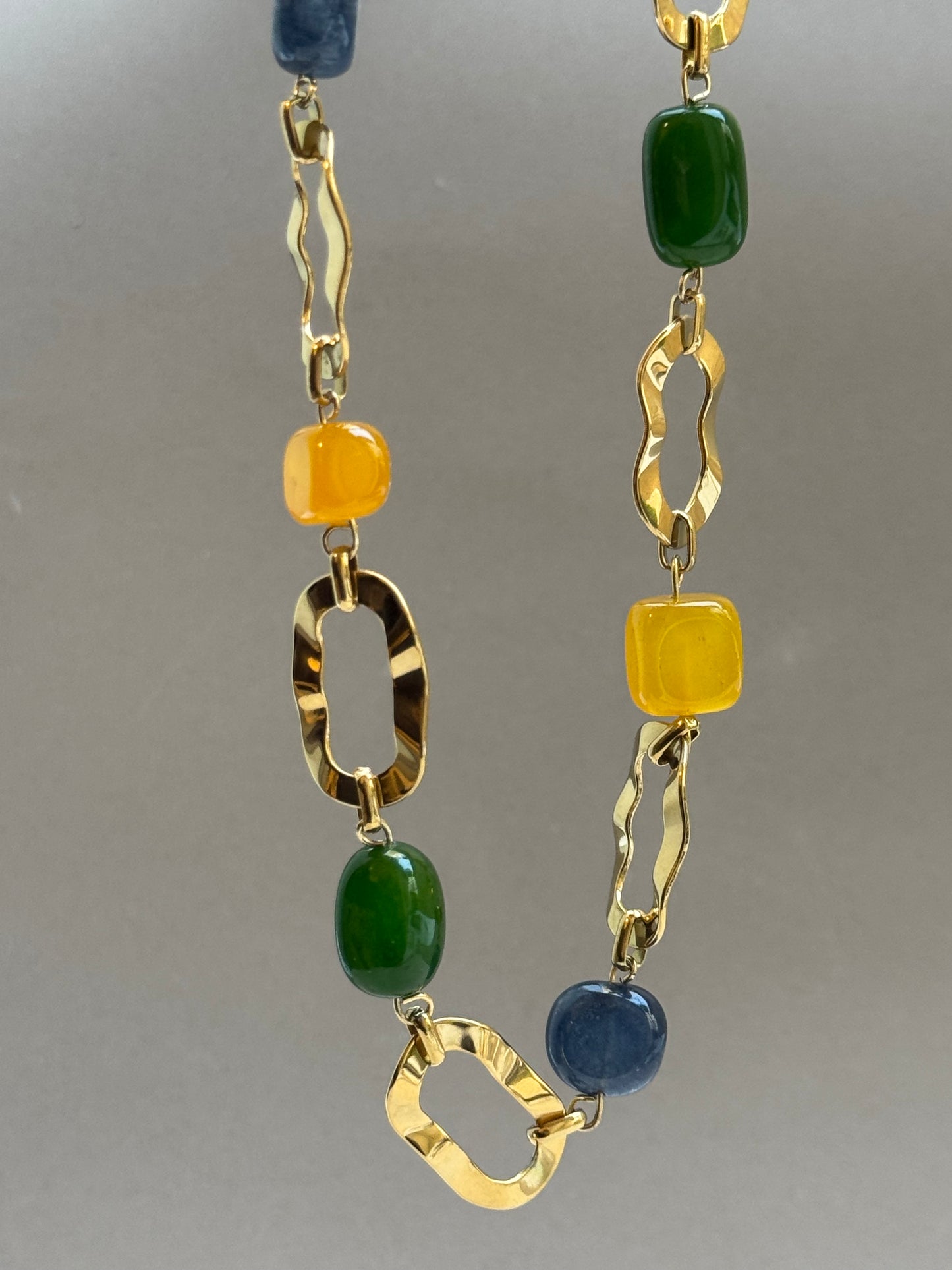 COLLIER HERVAS
