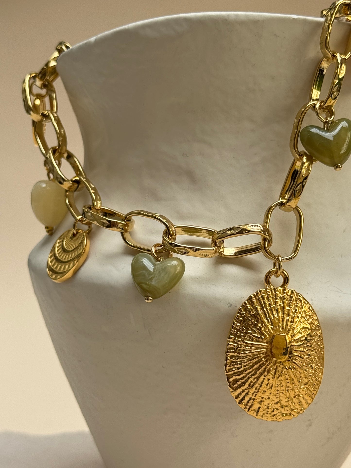 COLLIER SONGE