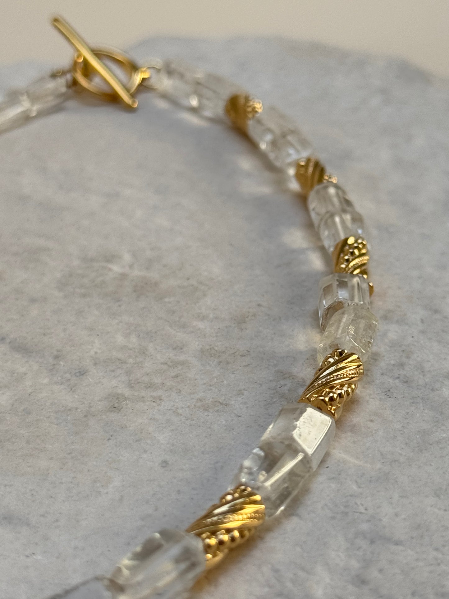 COLLIER UNION BLANC