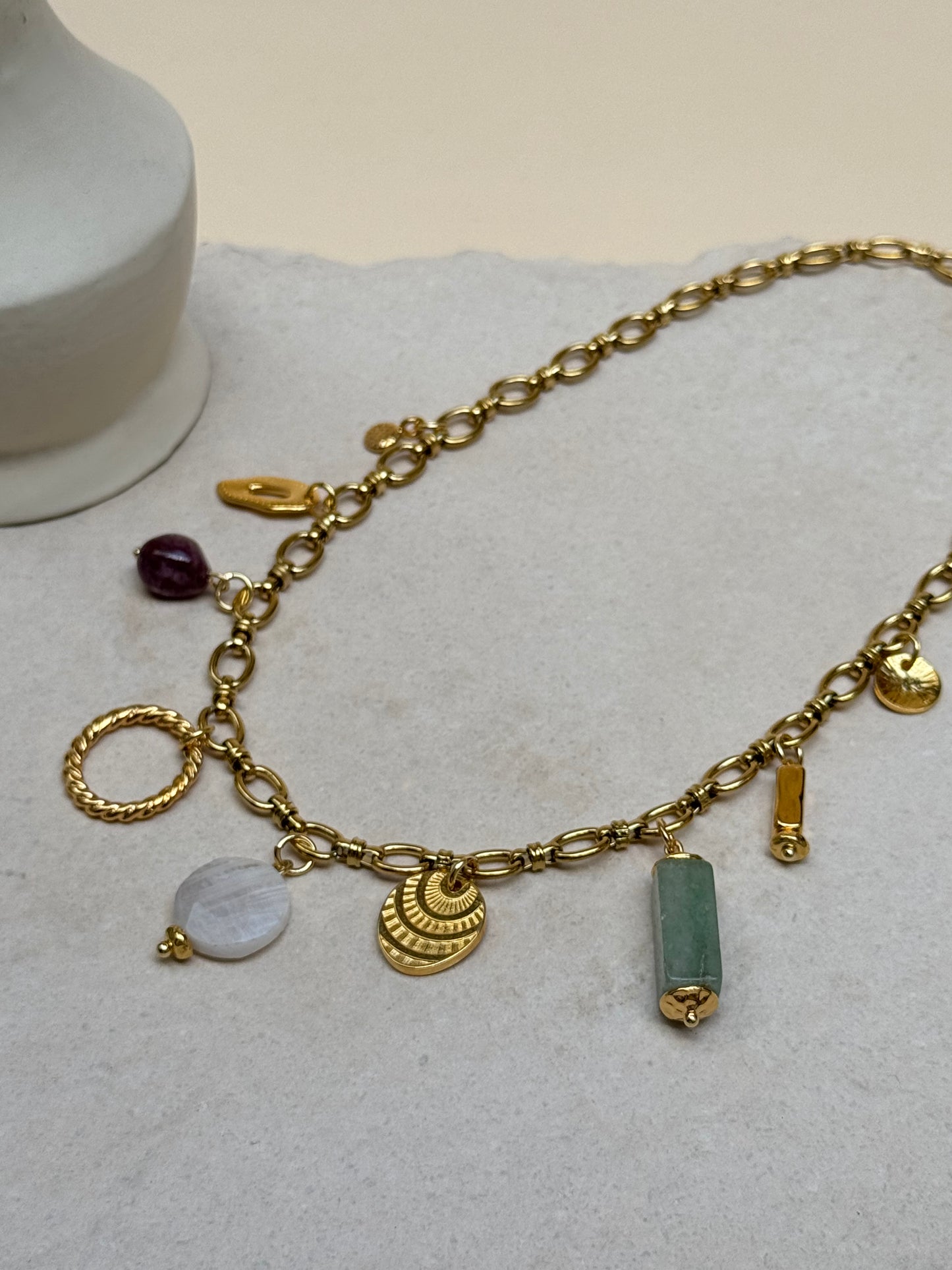 COLLIER SONGE