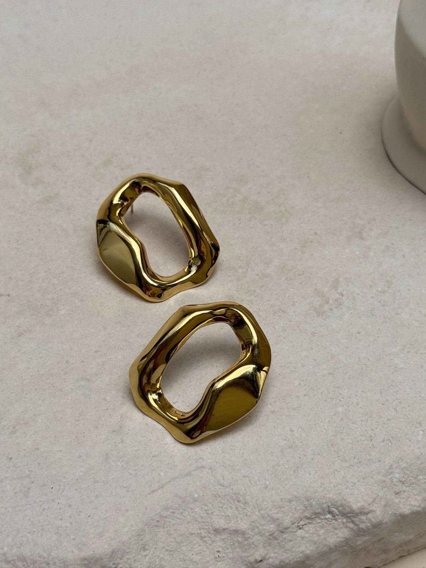 PUCES D'OREILLES EMPREINTE