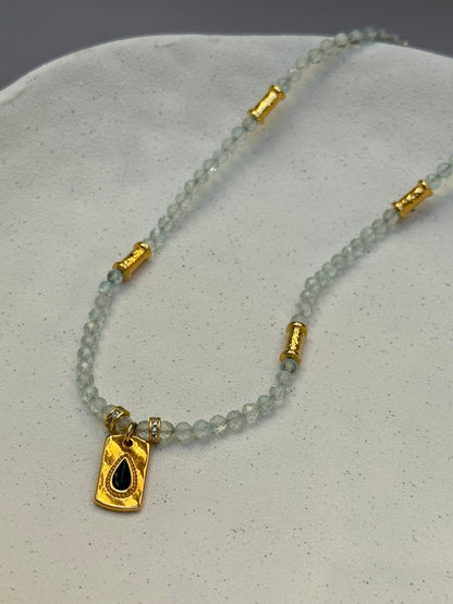 COLLIER KAYA
