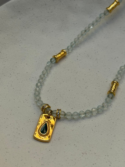 COLLIER KAYA