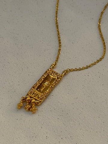 COLLIER MALIA
