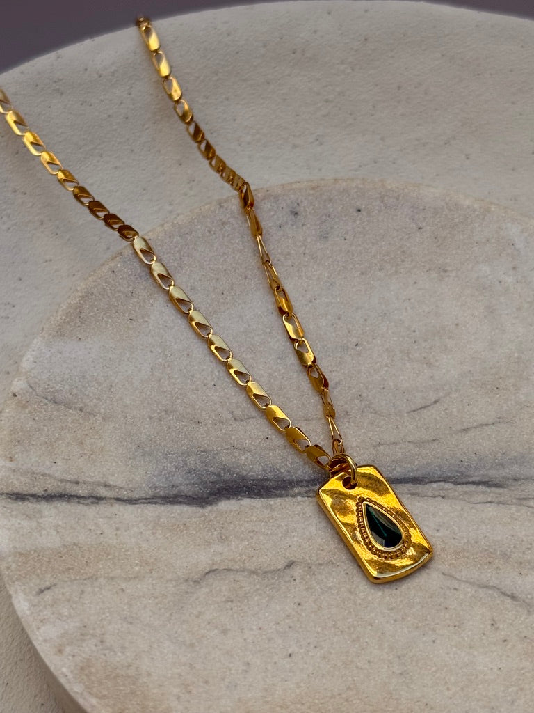 COLLIER ZOE