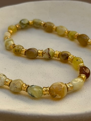 COLLIER KAILA