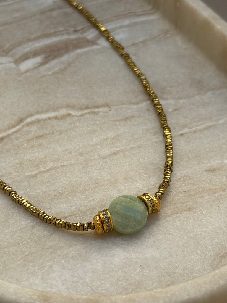 COLLIER CORAL