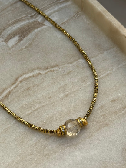 COLLIER LEA