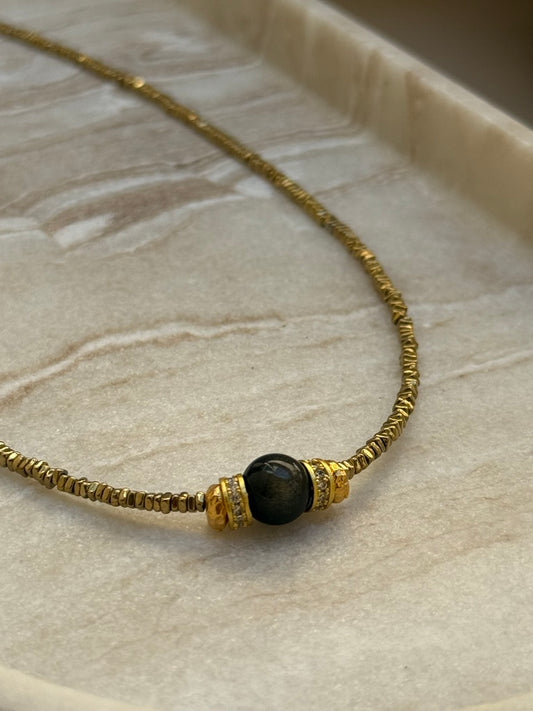 COLLIER JULIA