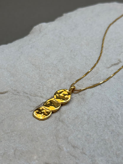 COLLIER PASENCIA