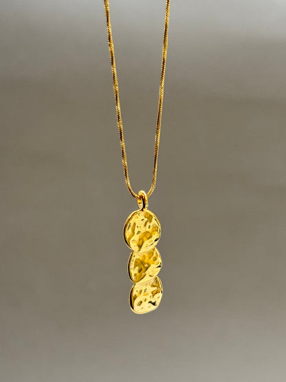 COLLIER PASENCIA