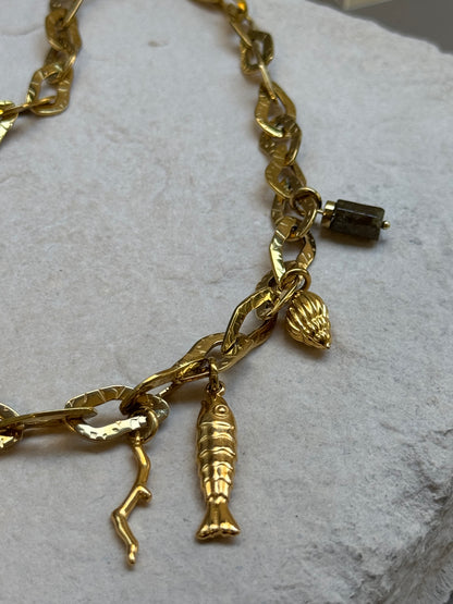 COLLIER PASTRANA