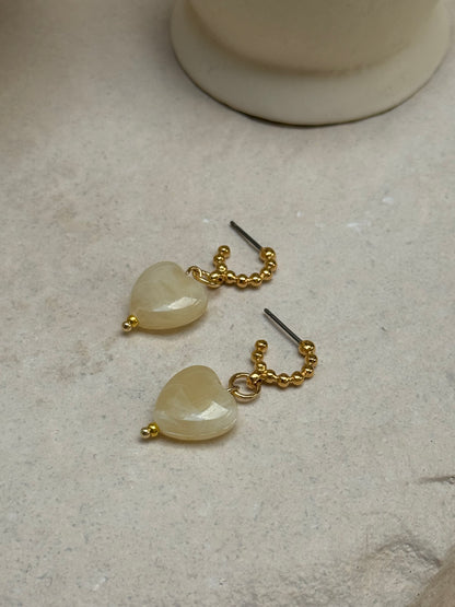 BOUCLES D'OREILLES COEUR BEIGES