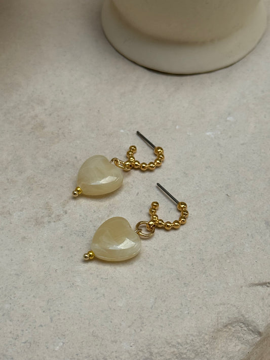 BOUCLES D'OREILLES COEUR BEIGES