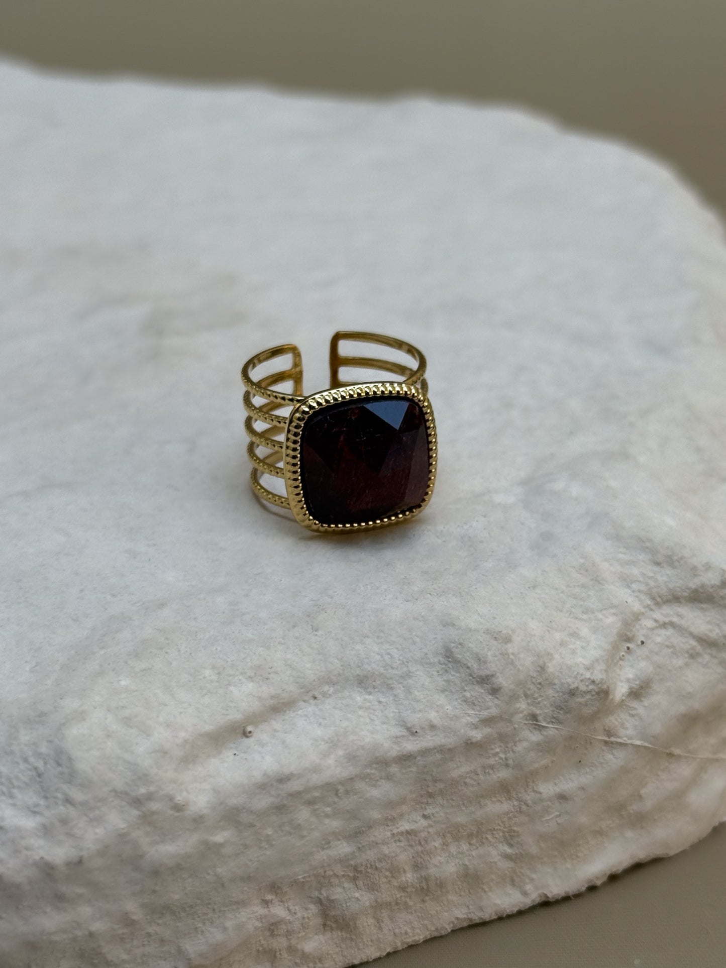 BAGUE ISA