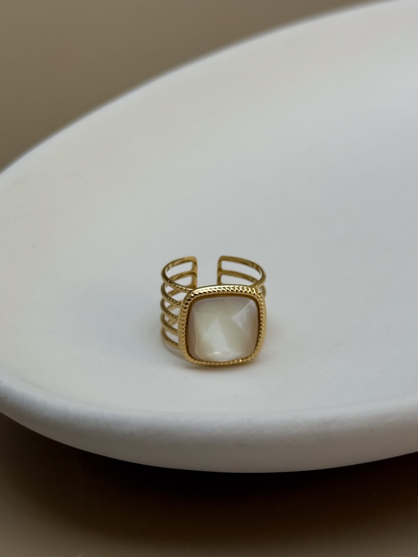 BAGUE ISA