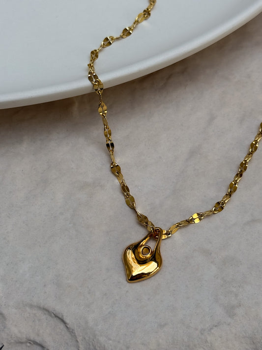 COLLIER EILEEN
