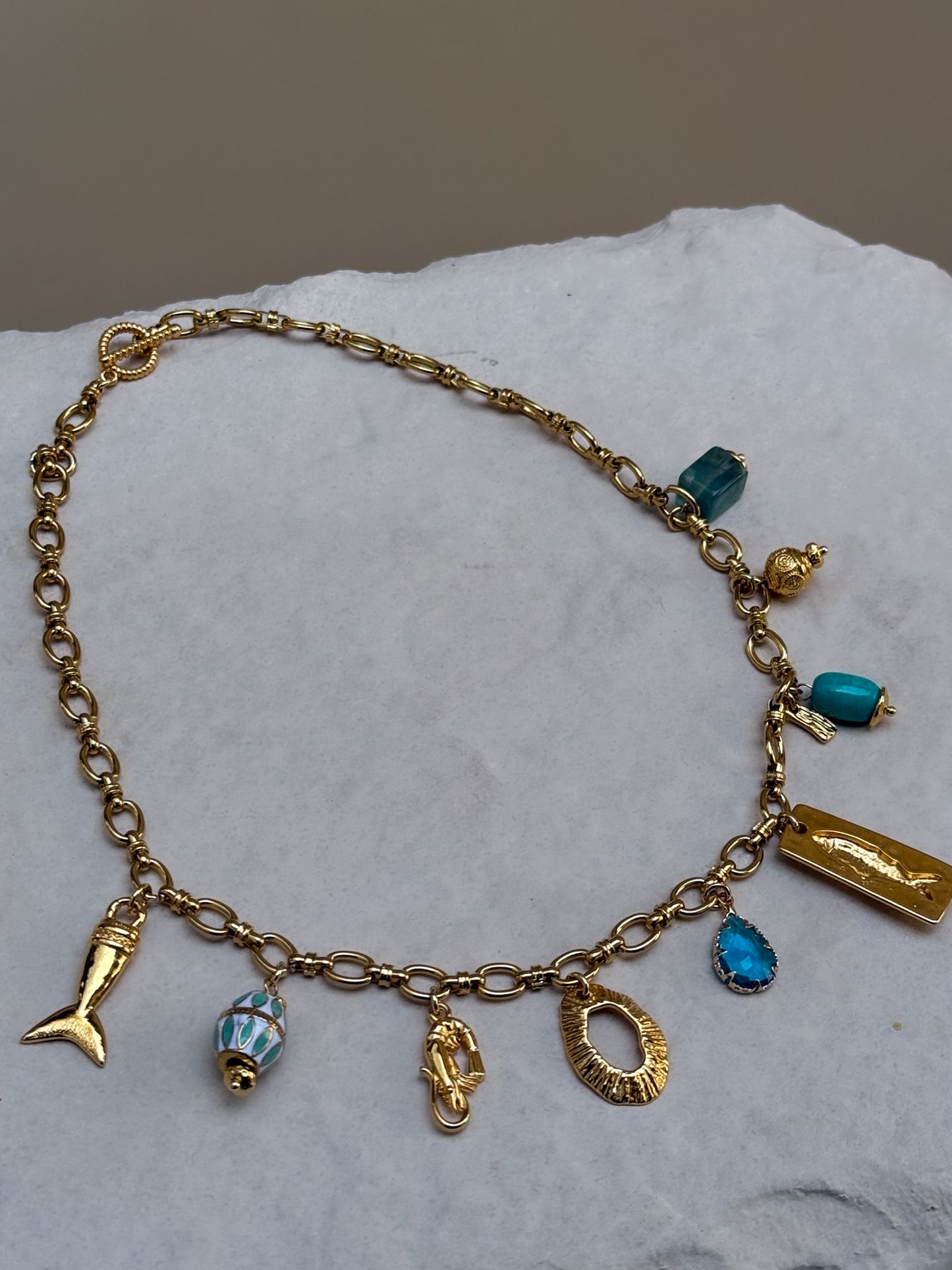 COLLIER ESTELLA